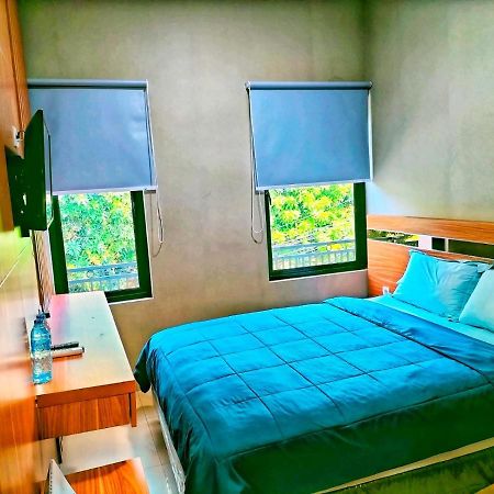 Cozy Residence Tomang Джакарта Екстериор снимка