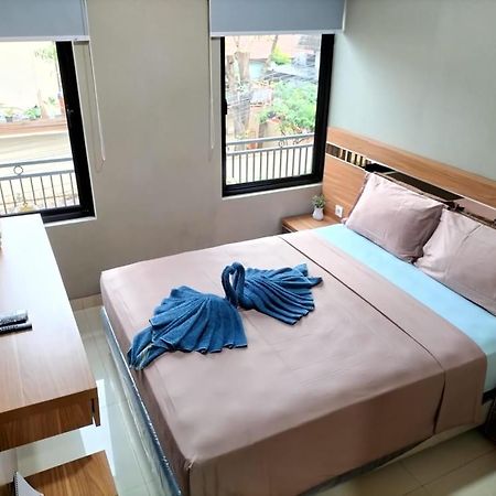 Cozy Residence Tomang Джакарта Екстериор снимка