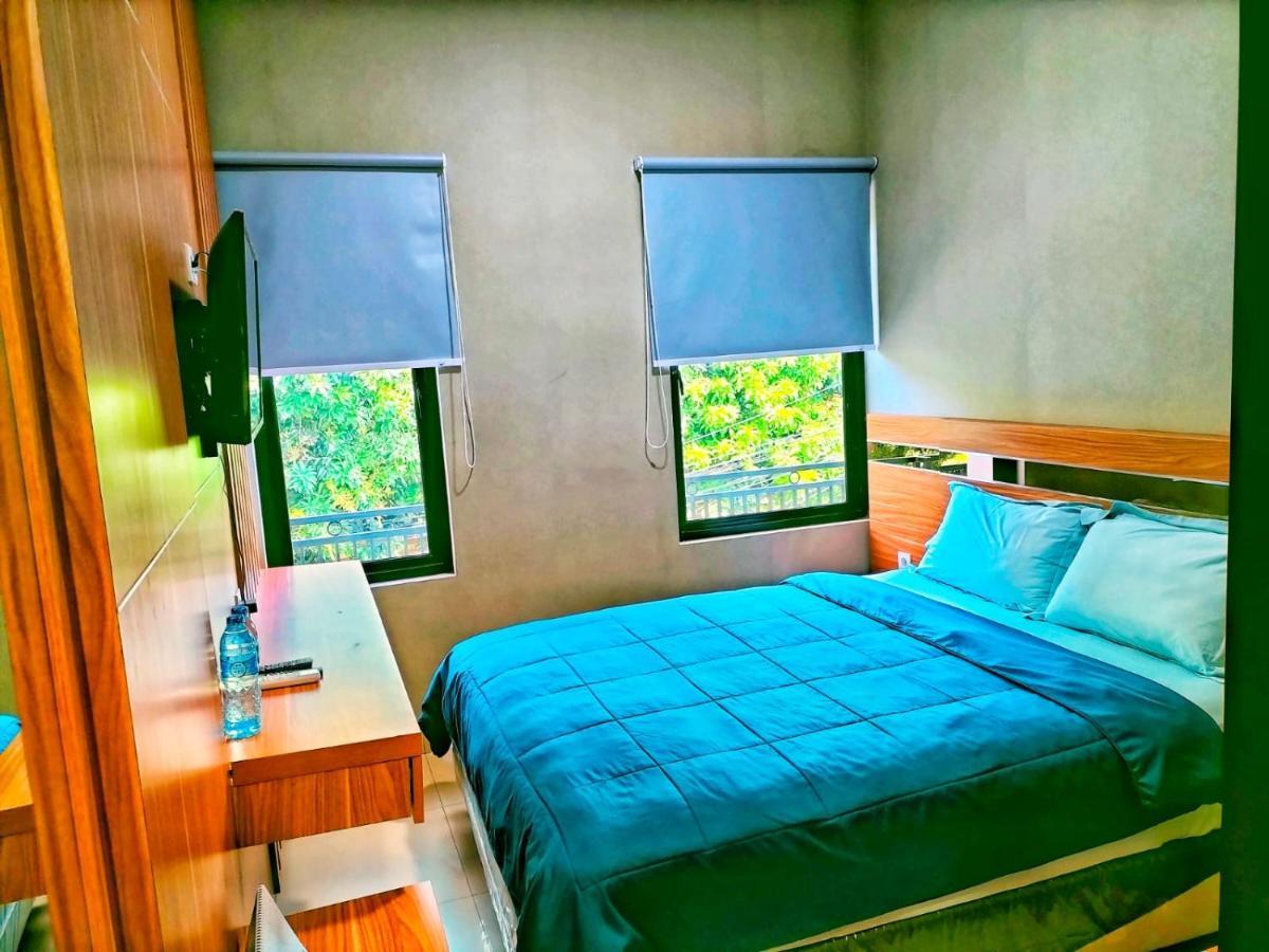 Cozy Residence Tomang Джакарта Екстериор снимка