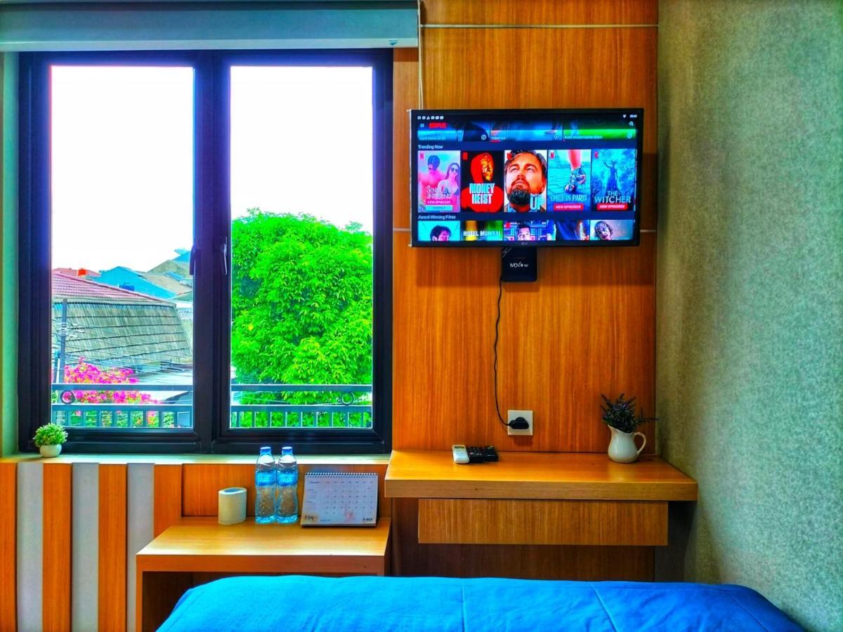 Cozy Residence Tomang Джакарта Екстериор снимка