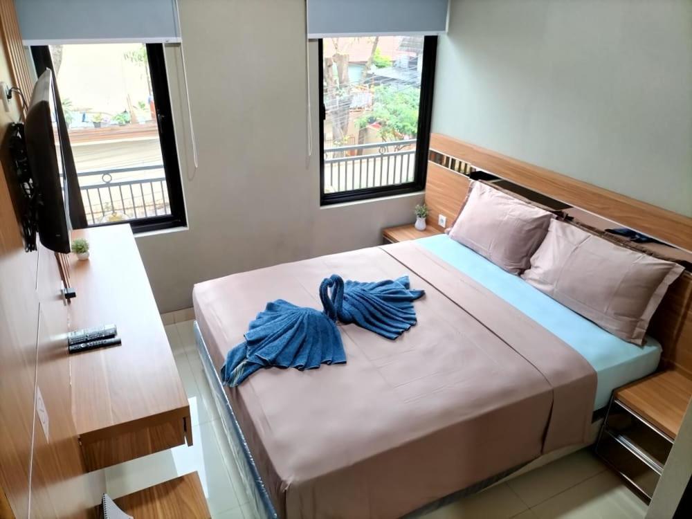 Cozy Residence Tomang Джакарта Екстериор снимка